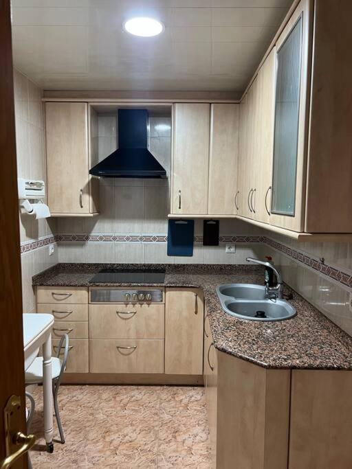 Piso Ideal Para Una Familia Ubicado Cerca Del Mar 布拉内斯 外观 照片