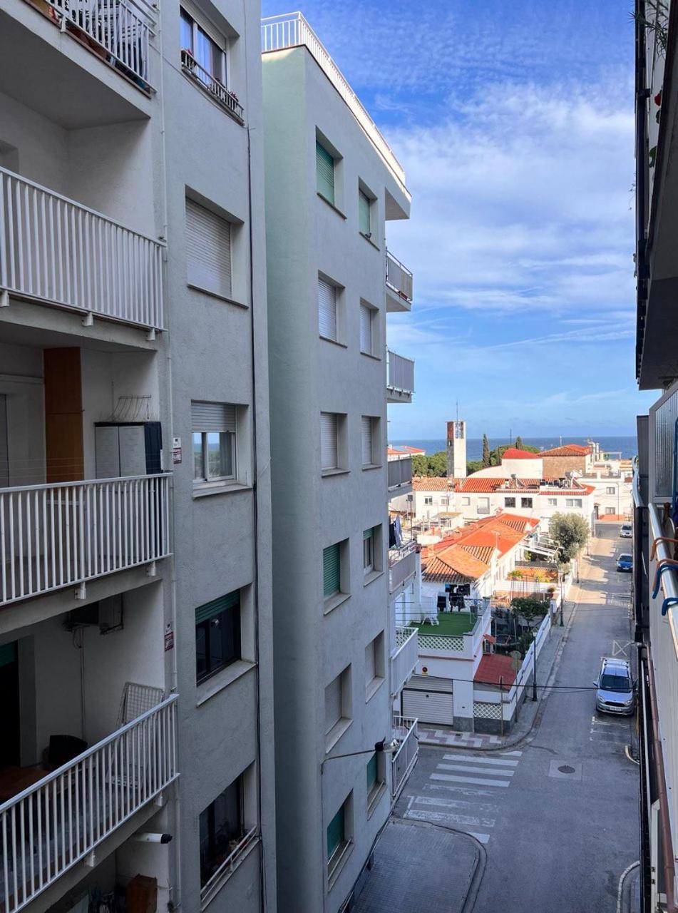 Piso Ideal Para Una Familia Ubicado Cerca Del Mar 布拉内斯 外观 照片
